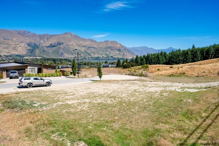 Photo of property in 24 Mills Road, Wanaka, 9305