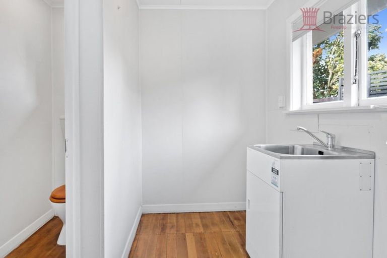 Photo of property in 33a Garreg Road, Fendalton, Christchurch, 8052