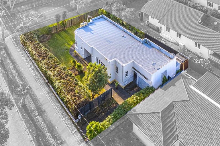 Photo of property in 8 Peakes Road, Saint Johns Hill, Whanganui, 4501