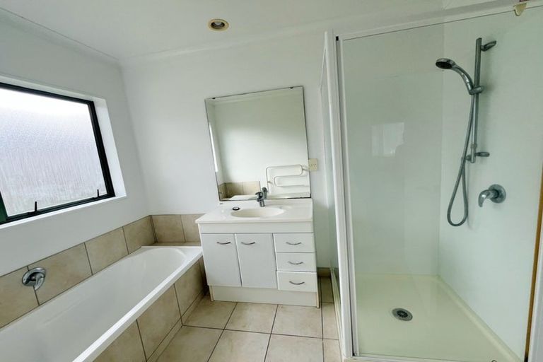 Photo of property in 62 Aspiring Avenue, Flat Bush, Auckland, 2019