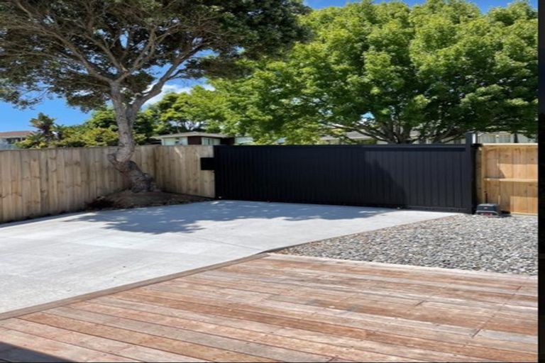 Photo of property in 14 Carina Crescent, Torbay, Auckland, 0630