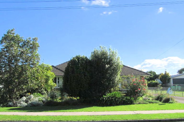 Photo of property in 35 Regent Street, Papatoetoe, Auckland, 2025