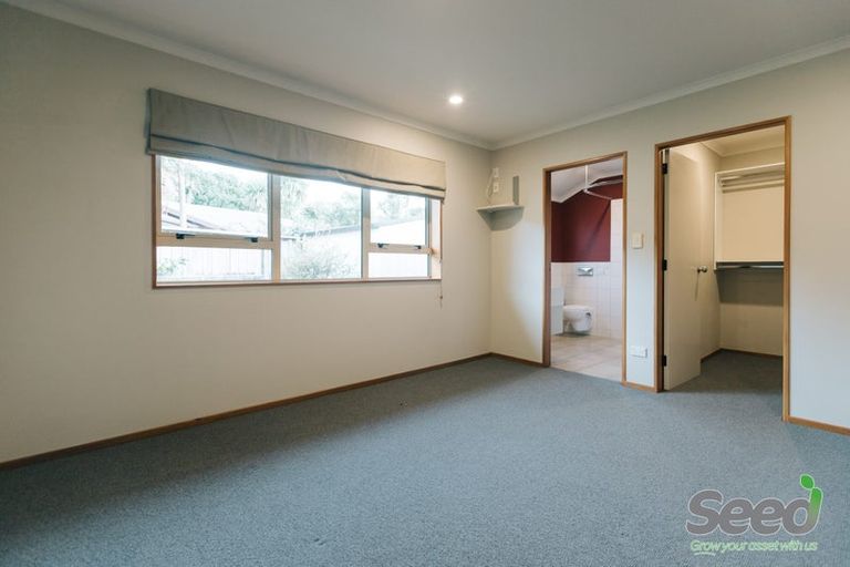 Photo of property in 12 Vermont Court, Huntington, Hamilton, 3210