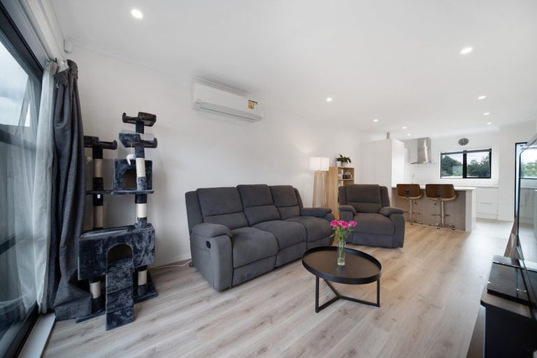 Photo of property in 15b Ventura Street, Mangere, Auckland, 2022