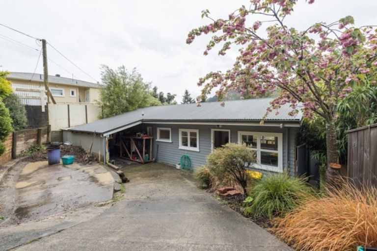 Photo of property in 39 Thompson Terrace, Toi Toi, Nelson, 7010