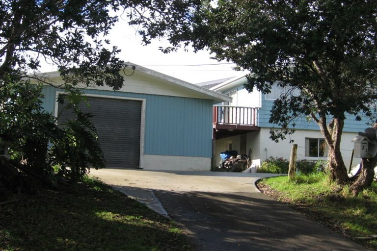 Photo of property in 30 Kendale Drive, Leigh, 0985