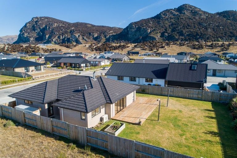 Photo of property in 8 Mallard Street, Albert Town, Wanaka, 9305