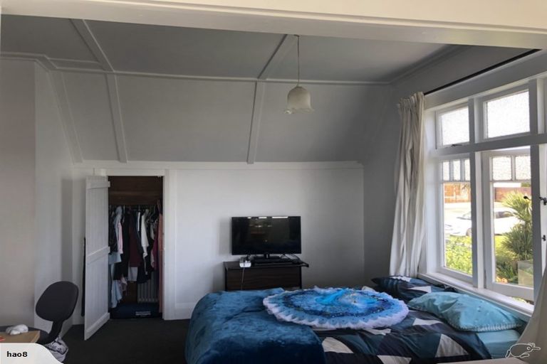 Photo of property in 28 Thackeray Street, Hamilton Lake, Hamilton, 3204