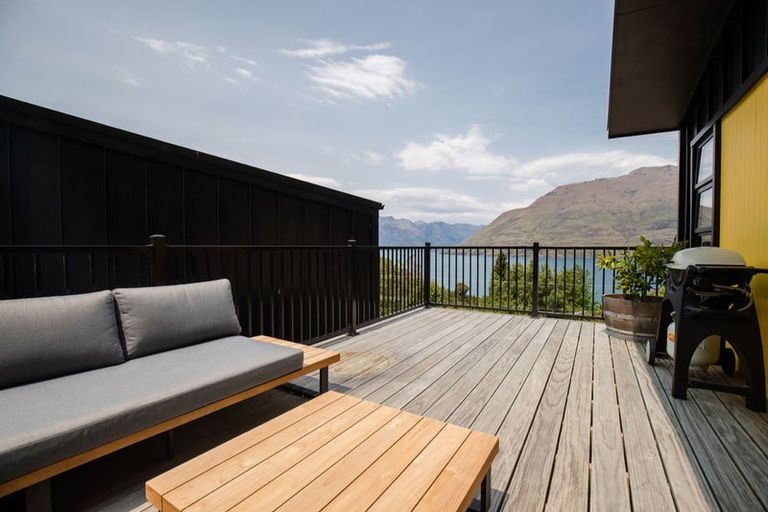 Photo of property in 41b Arawata Terrace, Fernhill, Queenstown, 9300