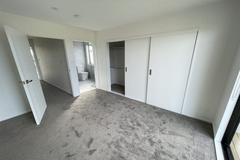 Photo of property in 13d Glendhu Road, Bayview, Auckland, 0629