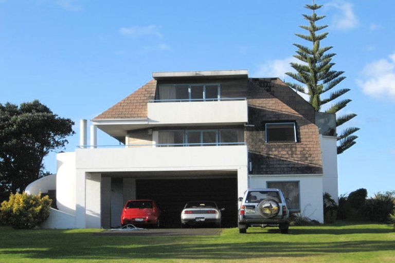 Photo of property in 20 Paku Drive, Tairua, 3508
