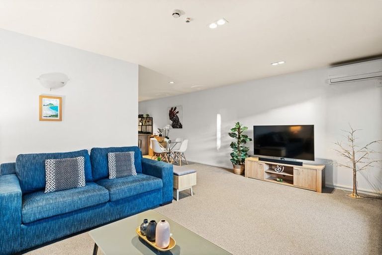 Photo of property in 2-06/424 Maunganui Road, Mount Maunganui, 3116