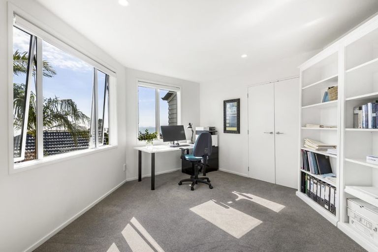 Photo of property in 1/56 Castor Bay Road, Castor Bay, Auckland, 0620