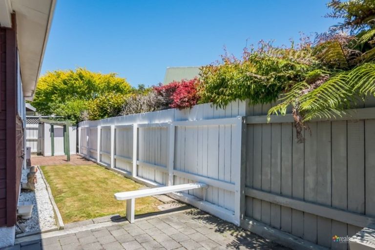 Photo of property in 90a Epuni Street, Epuni, Lower Hutt, 5011