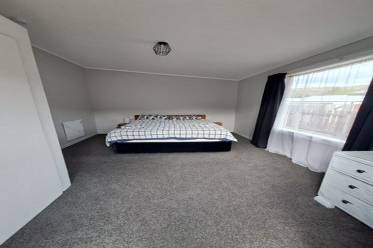 Photo of property in 99 Hazlett Street, Clyde, 9330