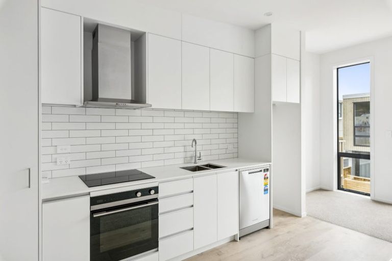 Photo of property in 5 Kamahi Place, Paraparaumu, 5032