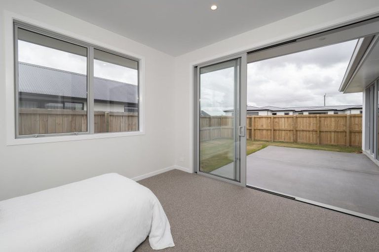 Photo of property in 8 Jag Way, Tinwald, Ashburton, 7700