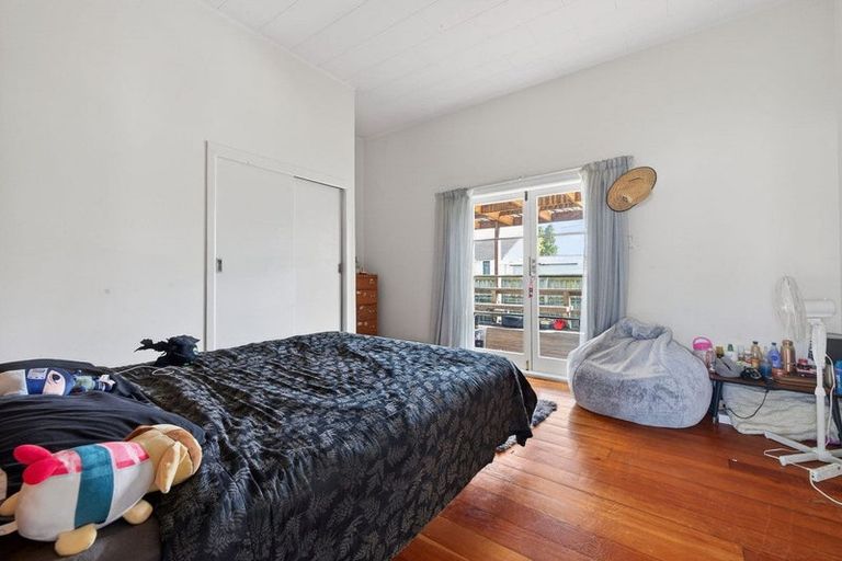 Photo of property in 1a Wellington Street, Feilding, 4702