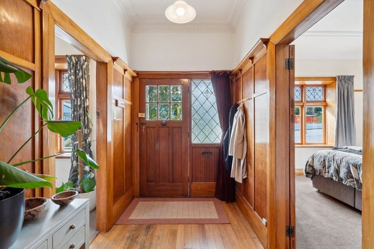 Photo of property in 9 Stone Street, Kenmure, Dunedin, 9011