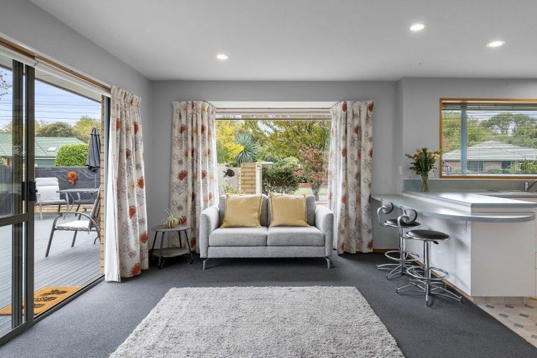 Photo of property in 1/15 Showgate Avenue, Sockburn, Christchurch, 8042