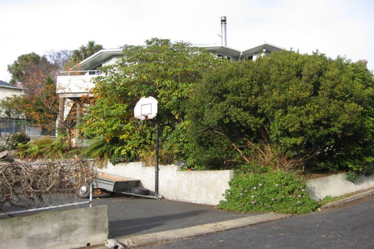 Photo of property in 5 Gowry Place, Kaikorai, Dunedin, 9010