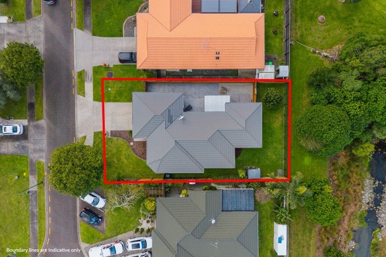 Photo of property in 6 Harobed Place, Weymouth, Auckland, 2103