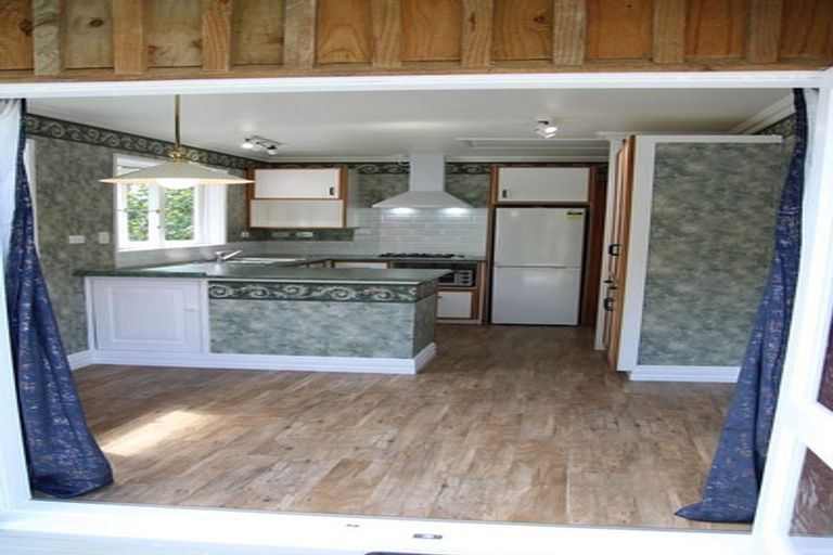 Photo of property in 22 Acacia Road, Torbay, Auckland, 0632