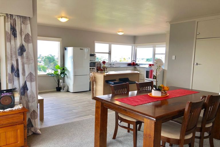 Photo of property in 16 Brookfield Terrace, Brookfield, Tauranga, 3110