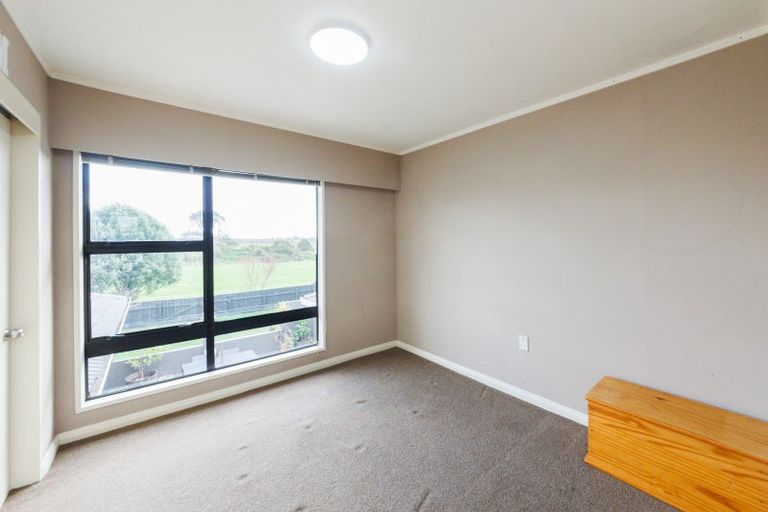 Photo of property in 50 Kentucky Way, Awapuni, Palmerston North, 4412