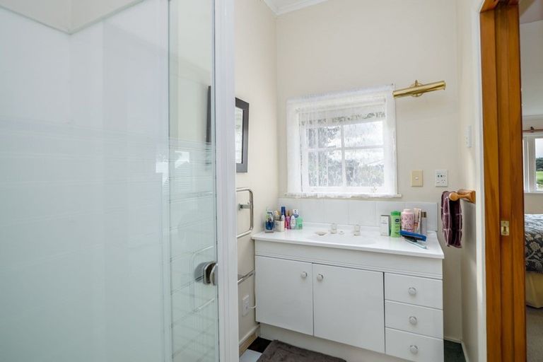 Photo of property in 1034 Waitahora Road, Waitahora, Dannevirke, 4971