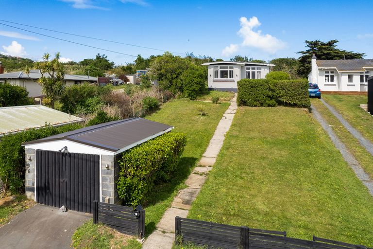 Photo of property in 19 Luke Street, Ocean Grove, Dunedin, 9013