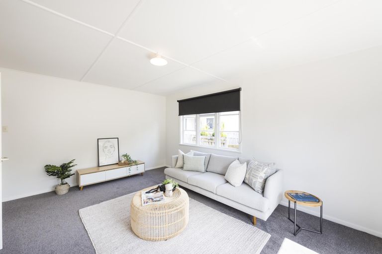 Photo of property in 28 South Street, West End, Palmerston North, 4410