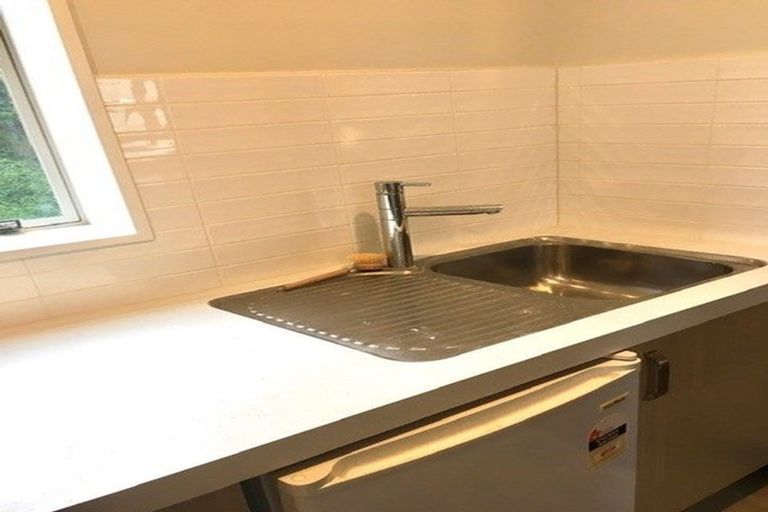 Photo of property in Matai Moana, 3/178 Oriental Parade, Oriental Bay, Wellington, 6011