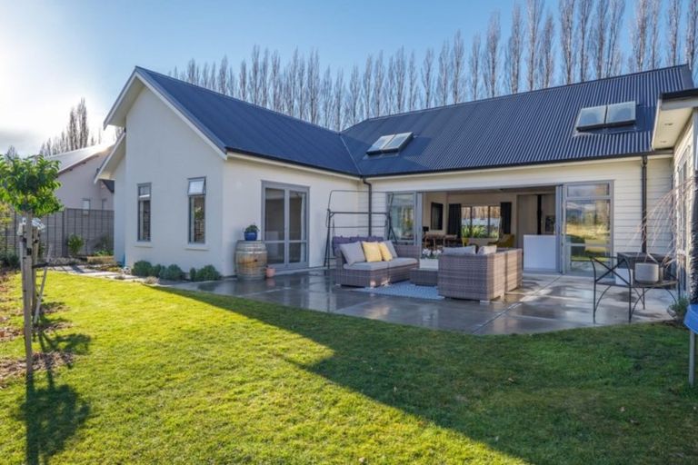 Photo of property in 23 The Dunes, Cromwell, 9310