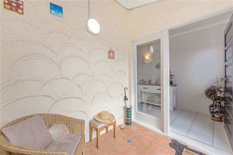 Photo of property in 46b Rosario Crescent, Red Beach, 0932