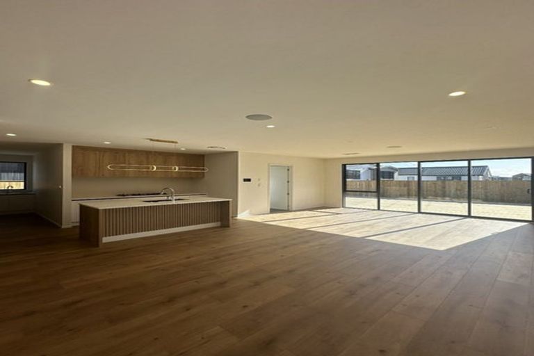 Photo of property in 13 Ridgehill Rise, Flat Bush, Auckland, 2019