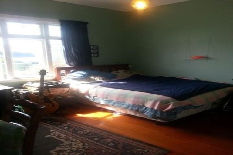 Photo of property in 2 Bidwill Street, Mount Cook, Wellington, 6021