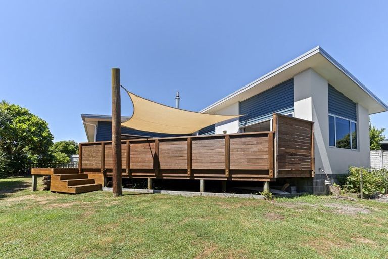 Photo of property in 5d Tui Grove, Oakura, 4314