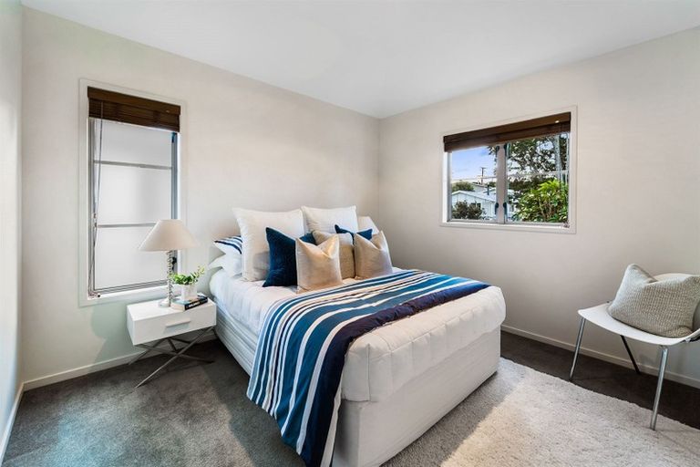 Photo of property in 8 Stratford Avenue, Milford, Auckland, 0620