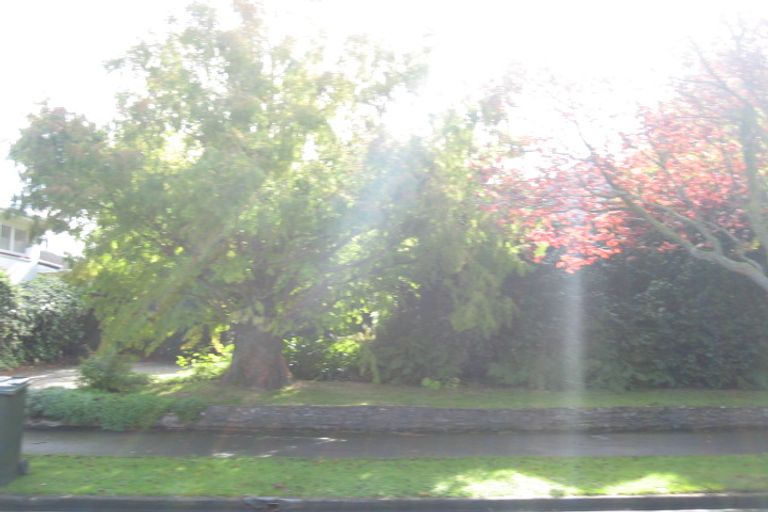 Photo of property in 24 Powell Crescent, Ilam, Christchurch, 8041