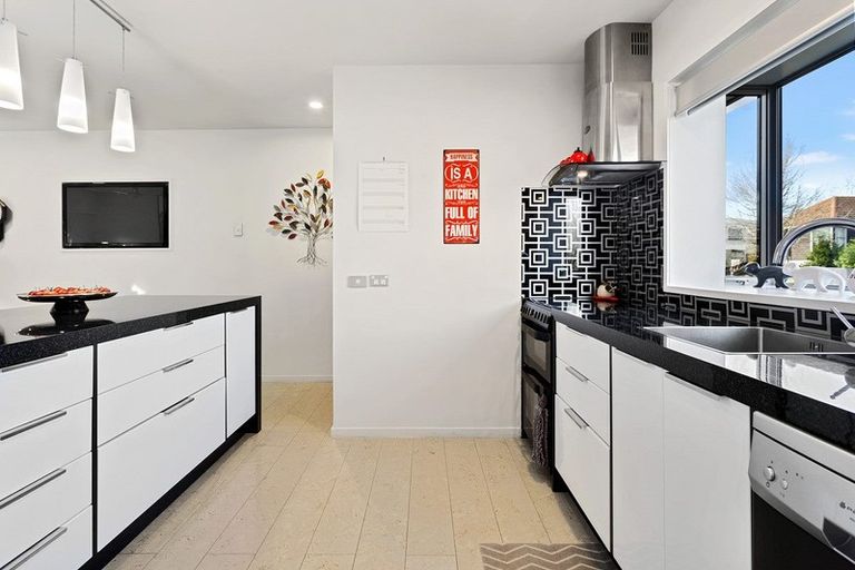 Photo of property in 41 Kimberley Street, Casebrook, Christchurch, 8051