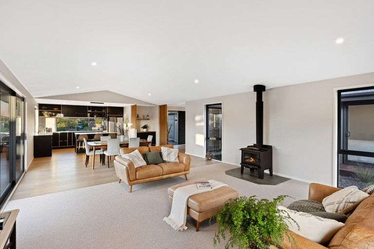 Photo of property in 27 Pentecost Road, Rangiora, 7400