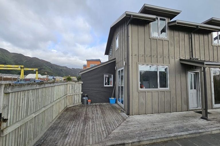 Photo of property in 4/50 Elizabeth Street, Moera, Lower Hutt, 5010