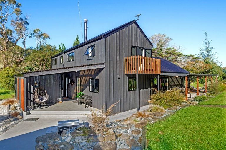 Photo of property in 1131 Whakarau Road, Otoko, Te Karaka, 4092