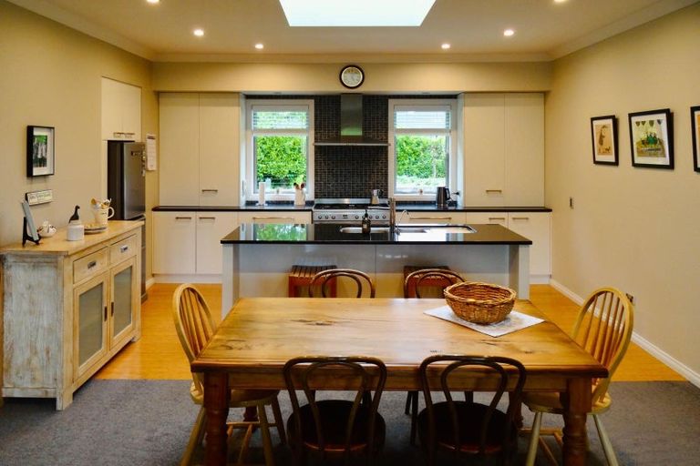 Photo of property in 27 Ohau Terraces, Ohau, Levin, 5570