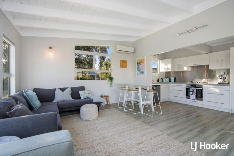 Photo of property in 4 Hereford Place, Waihi Beach, 3611