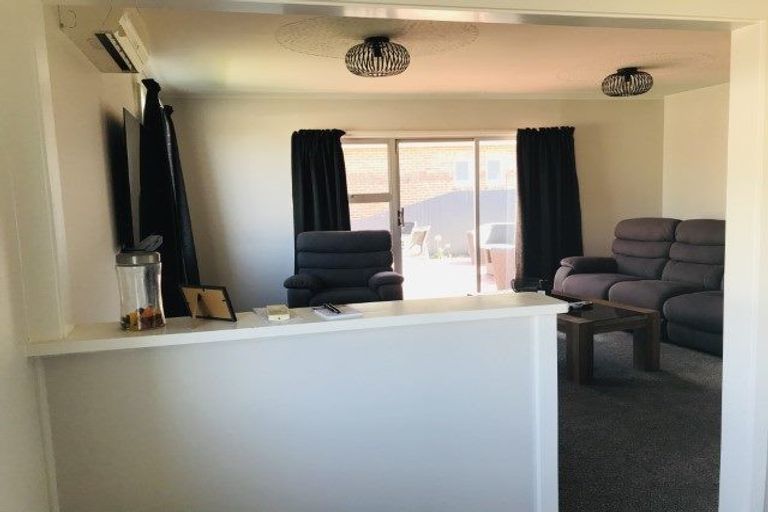 Photo of property in 33 Cameron Street, Ashburton, 7700