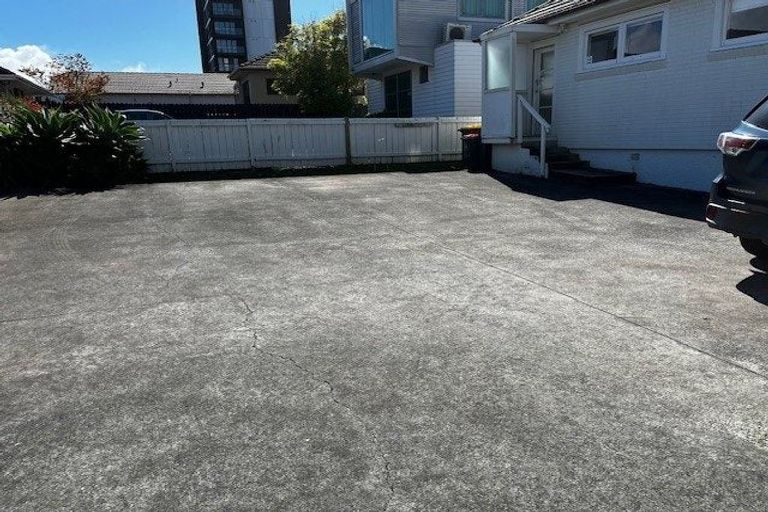 Photo of property in 19a Huron Street, Takapuna, Auckland, 0622