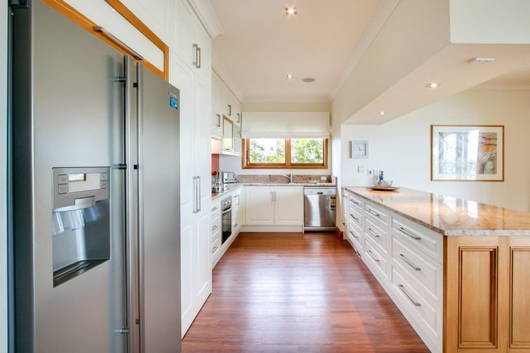 Photo of property in 26 Cameron Road, Bluff Hill, Napier, 4110