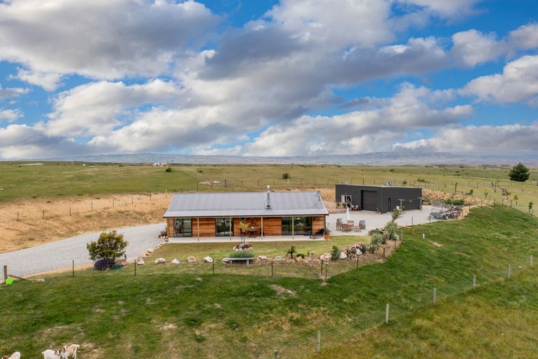 Photo of property in 25 Scrubby Gully Road, Waikerikeri, Alexandra, 9393